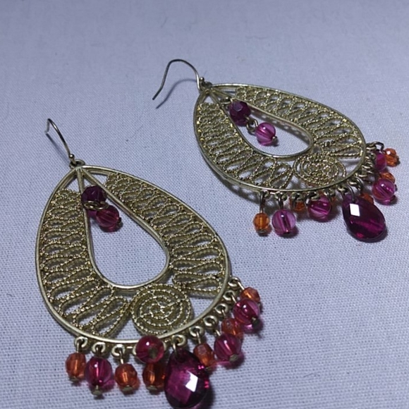Filigree Oval Shape Earrings With Purple/Pink/Orange Stones - Picture 3 of 5